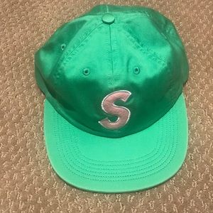 Sea foam green Supreme hat with light pink S.